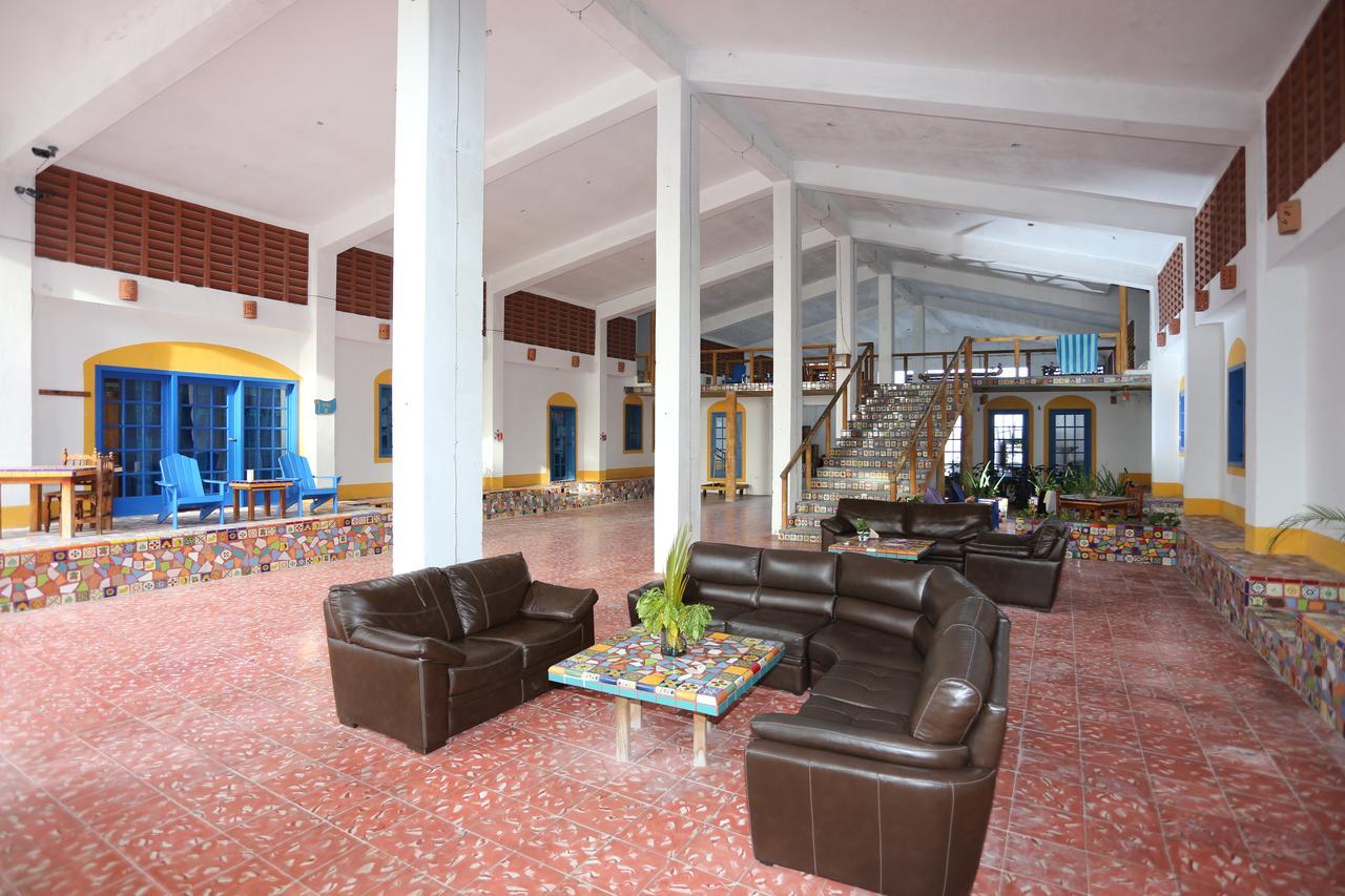 El Milagro Beach Hotel And Marina Isla Mujeres Exterior photo
