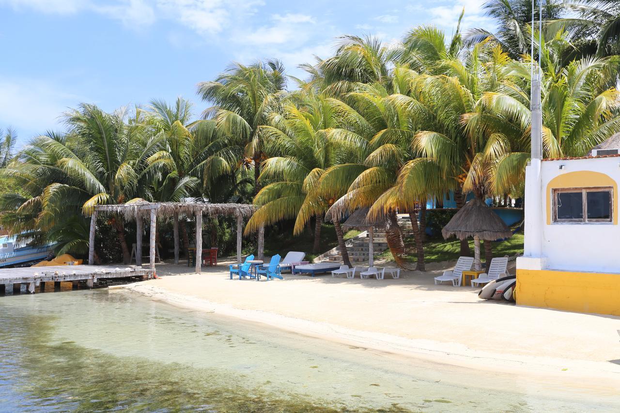 El Milagro Beach Hotel And Marina Isla Mujeres Exterior photo