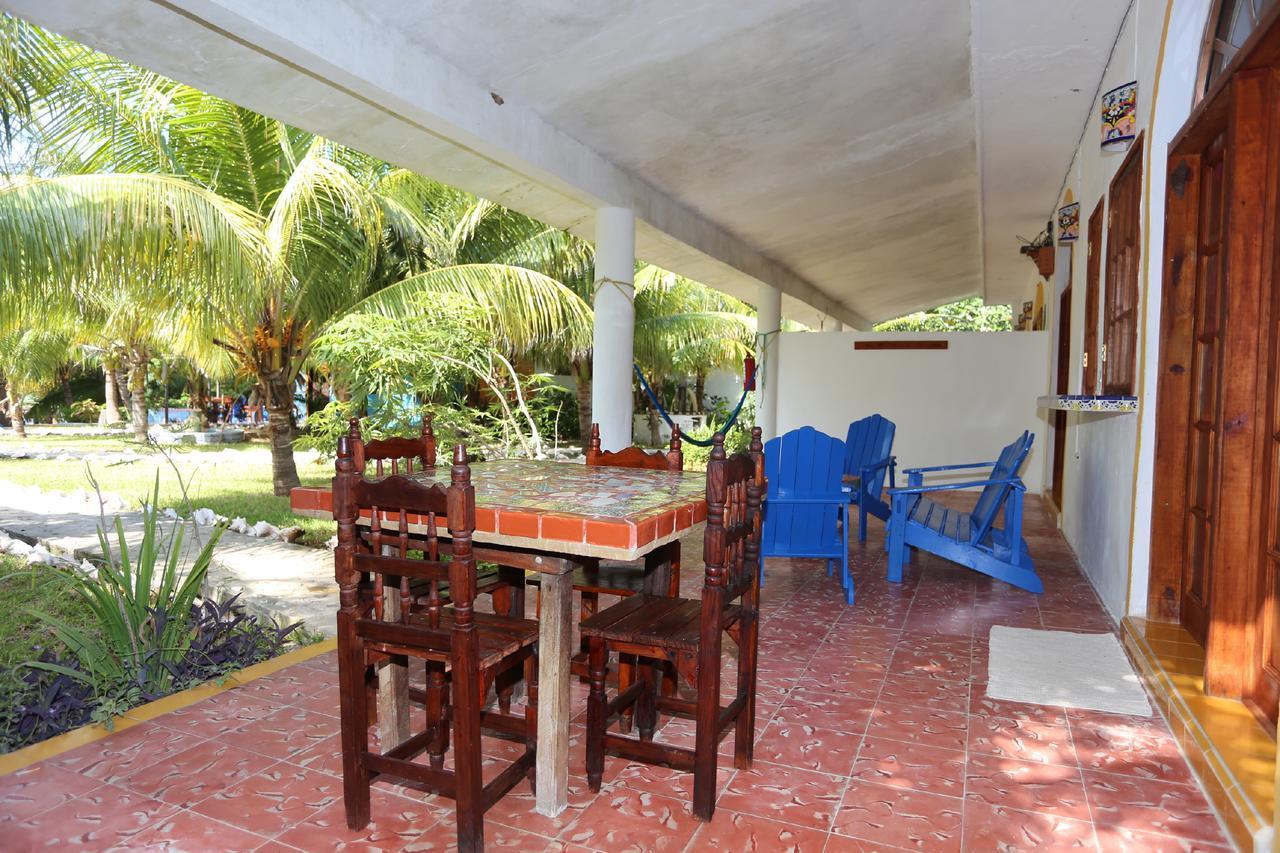 El Milagro Beach Hotel And Marina Isla Mujeres Exterior photo
