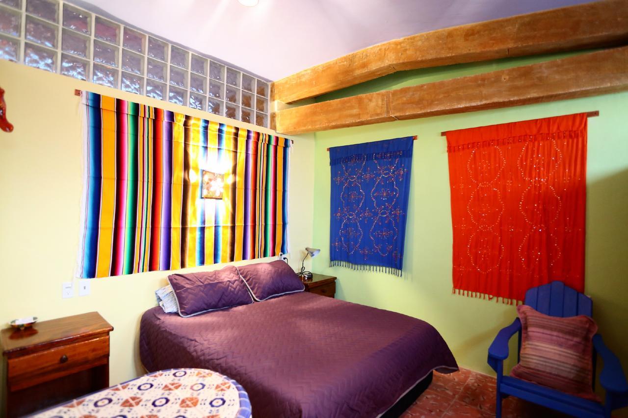 El Milagro Beach Hotel And Marina Isla Mujeres Exterior photo